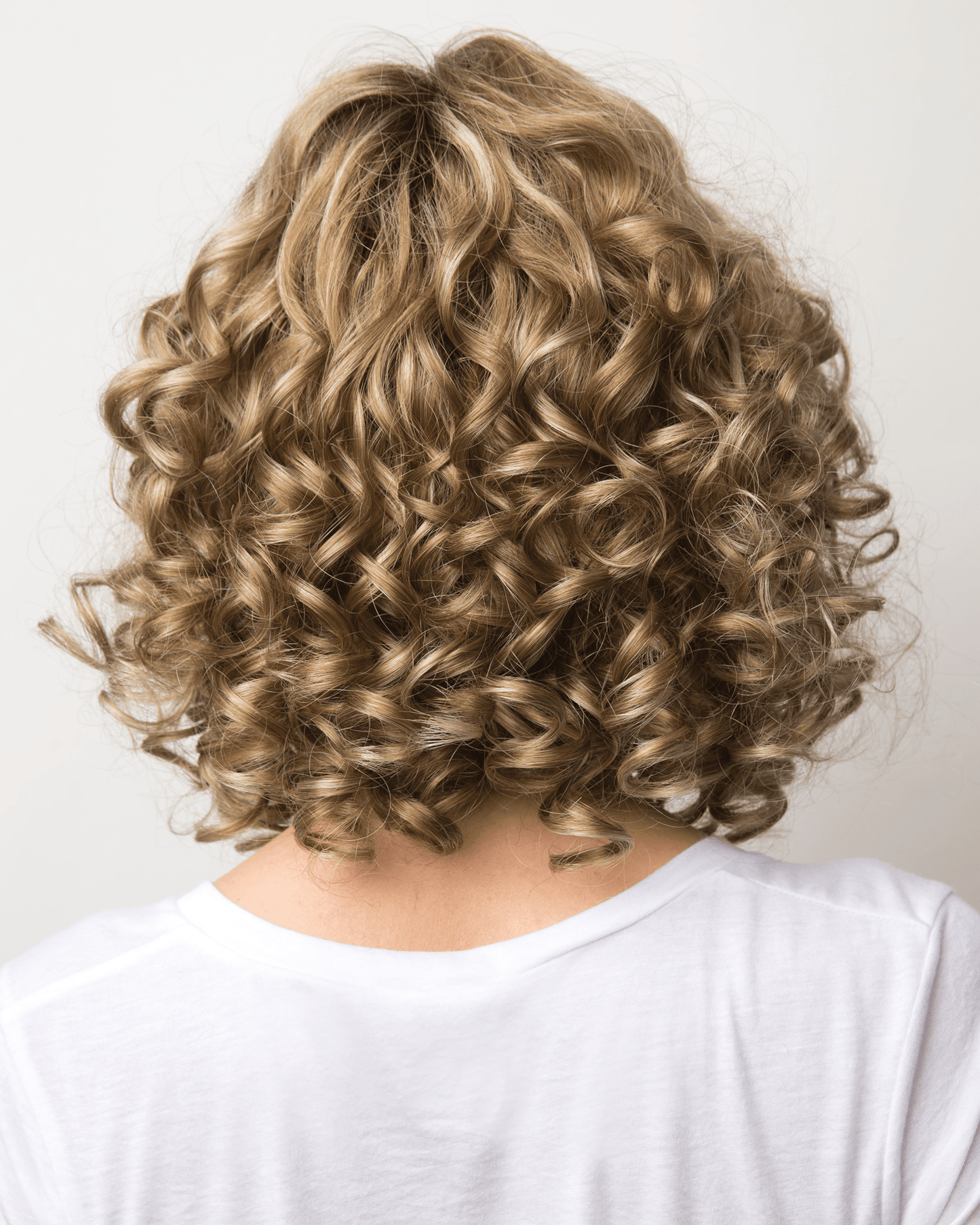 Amore Penelope XO - MaxWigs