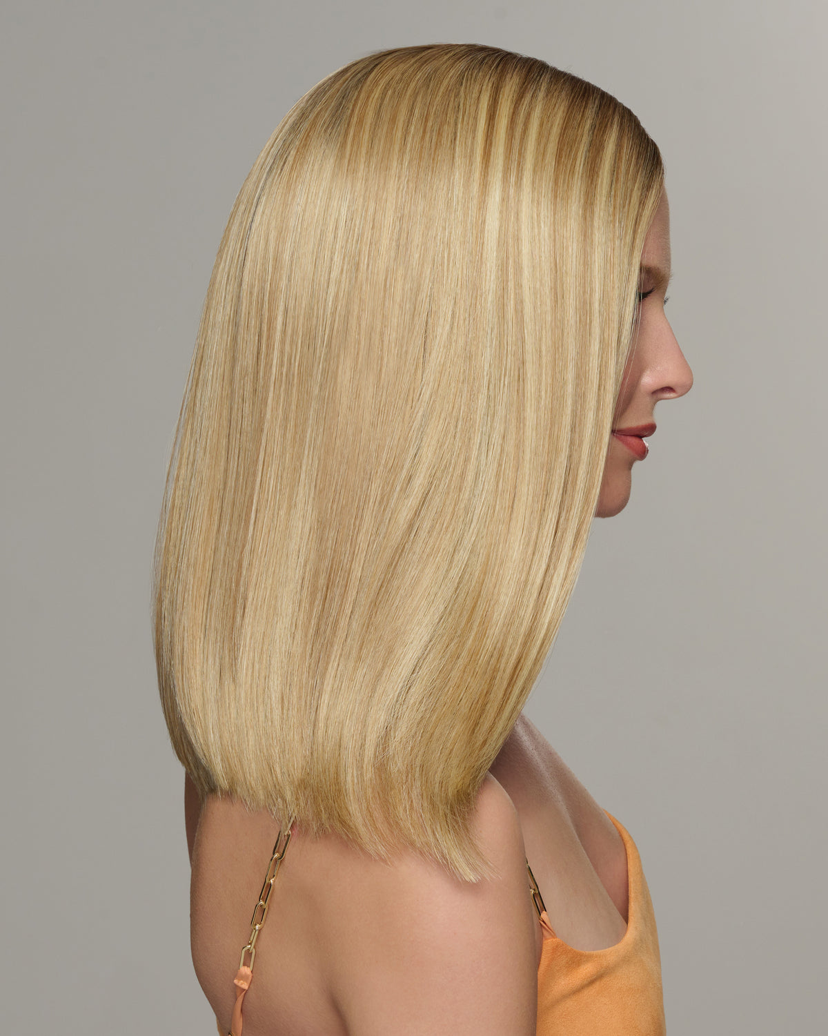 Sleek for the Week Wig by HairDo