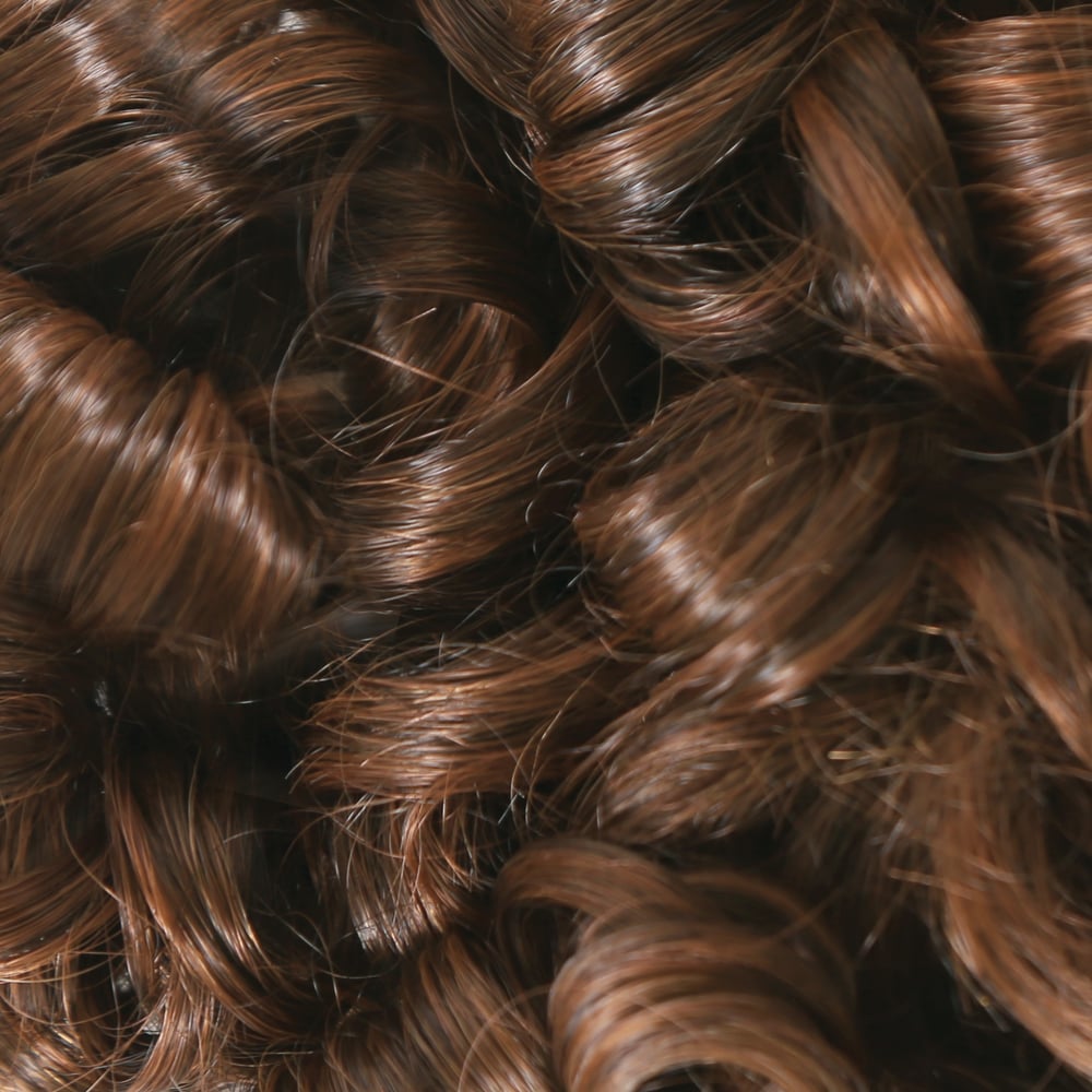 Top Beach Waves Topper 8.75" Mid-Length Wavy Clip-In